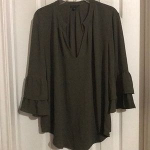 ANN TAYLOR MEDIUM RUFFLE SLEEVE V NECK BLOUSE TOP